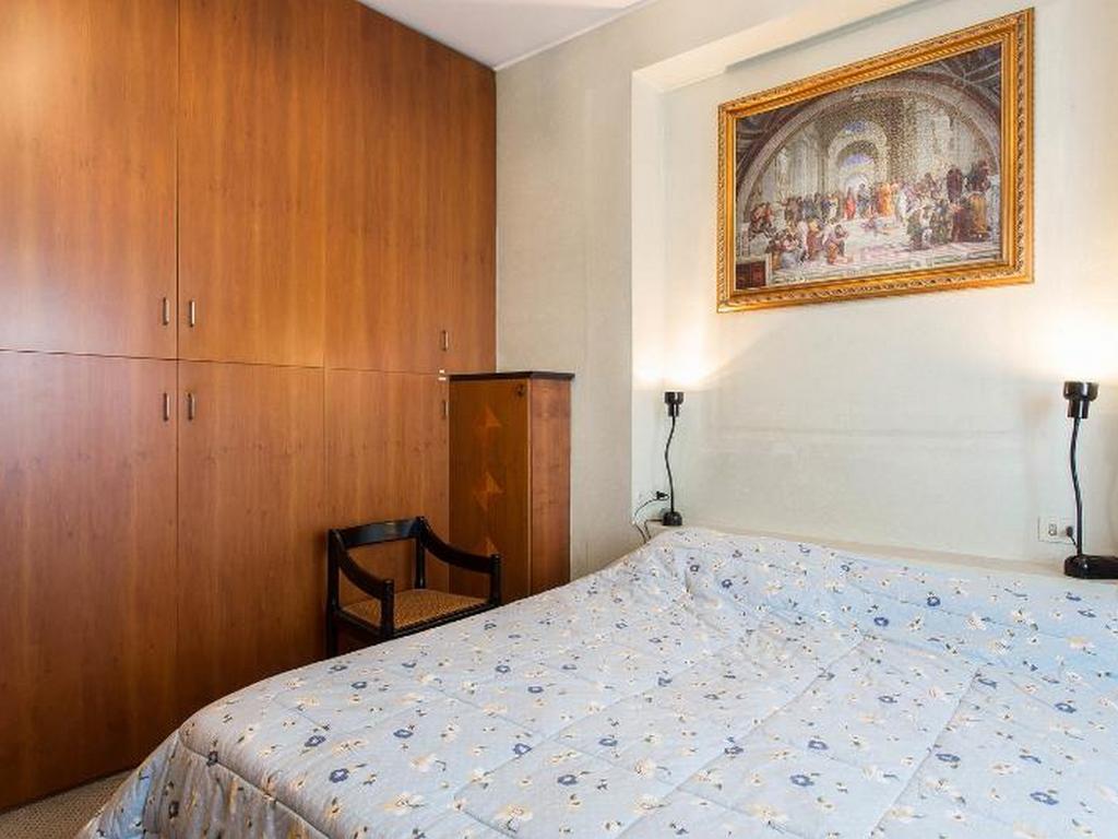 Roomy Apartment Duomo & San Babila Milão Exterior foto